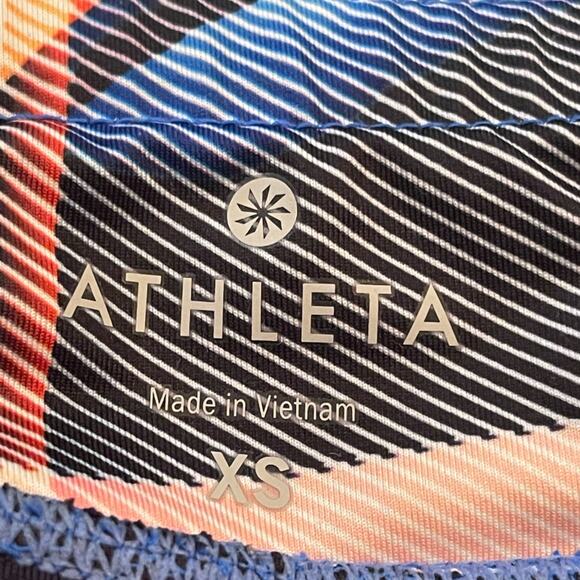 Athleta Electric Geo Speed Skort Size XS - Picture 8 of 9